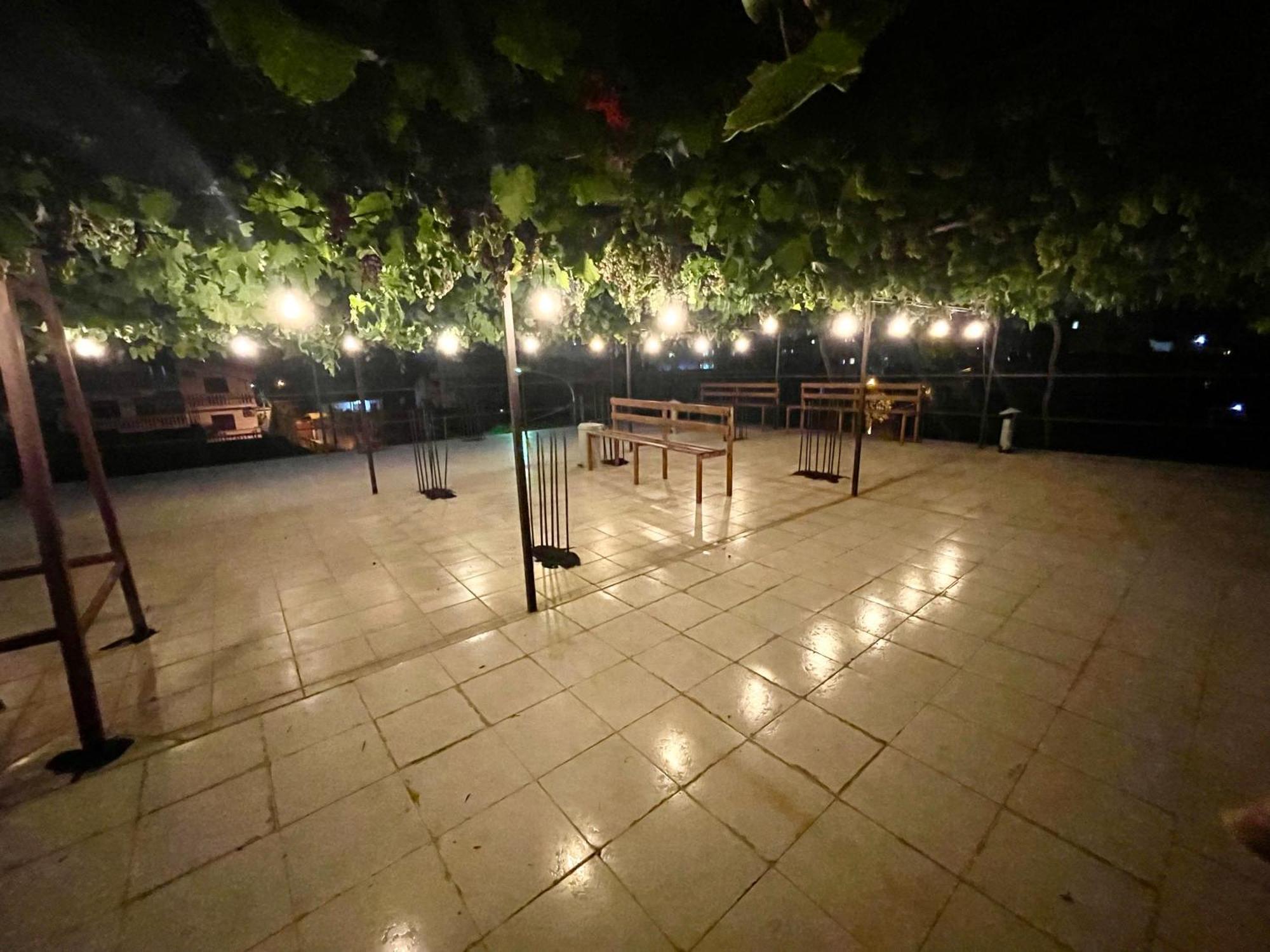 Xhou'S Home Shkoder Bagian luar foto