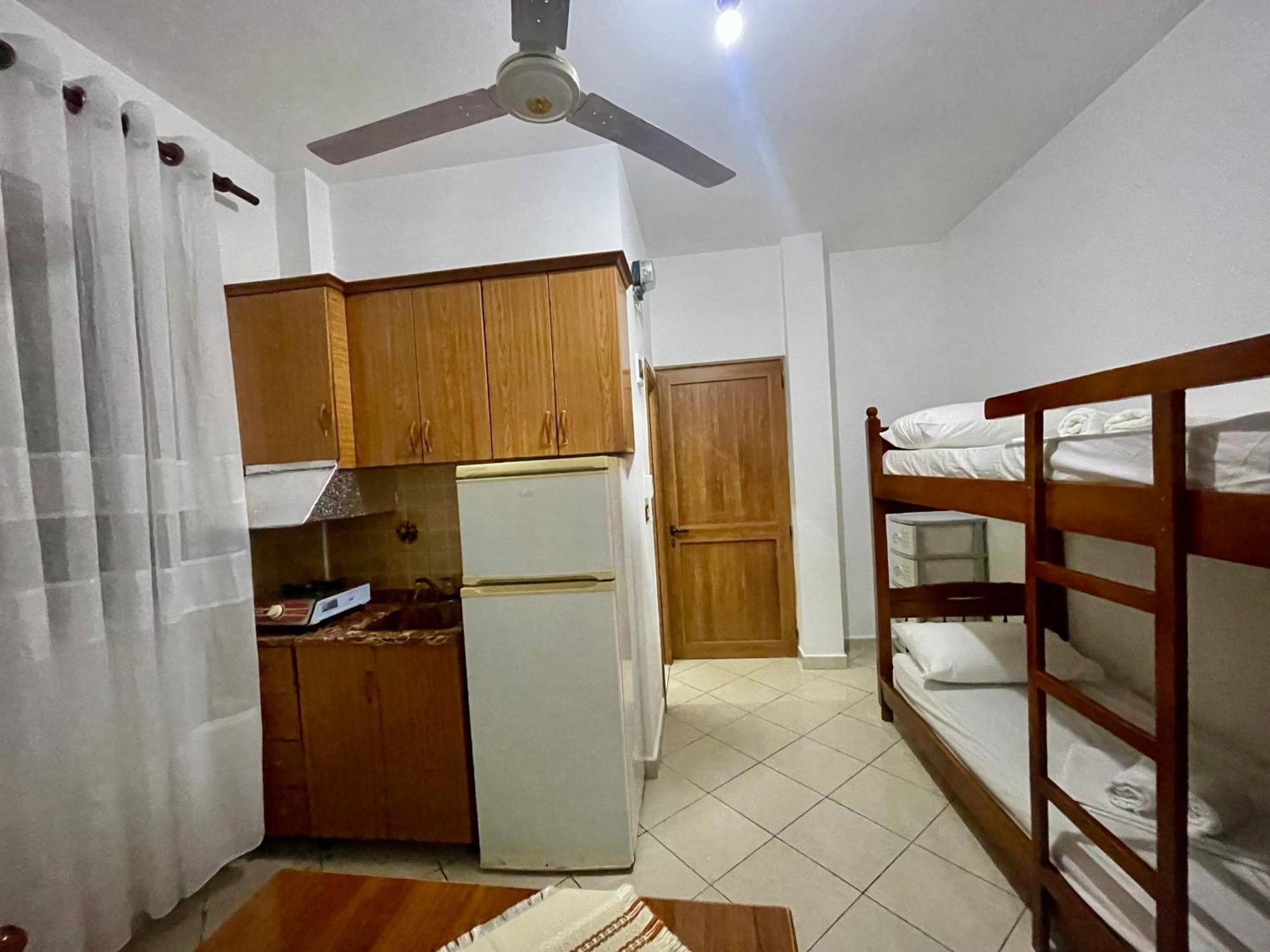 Xhou'S Home Shkoder Bagian luar foto
