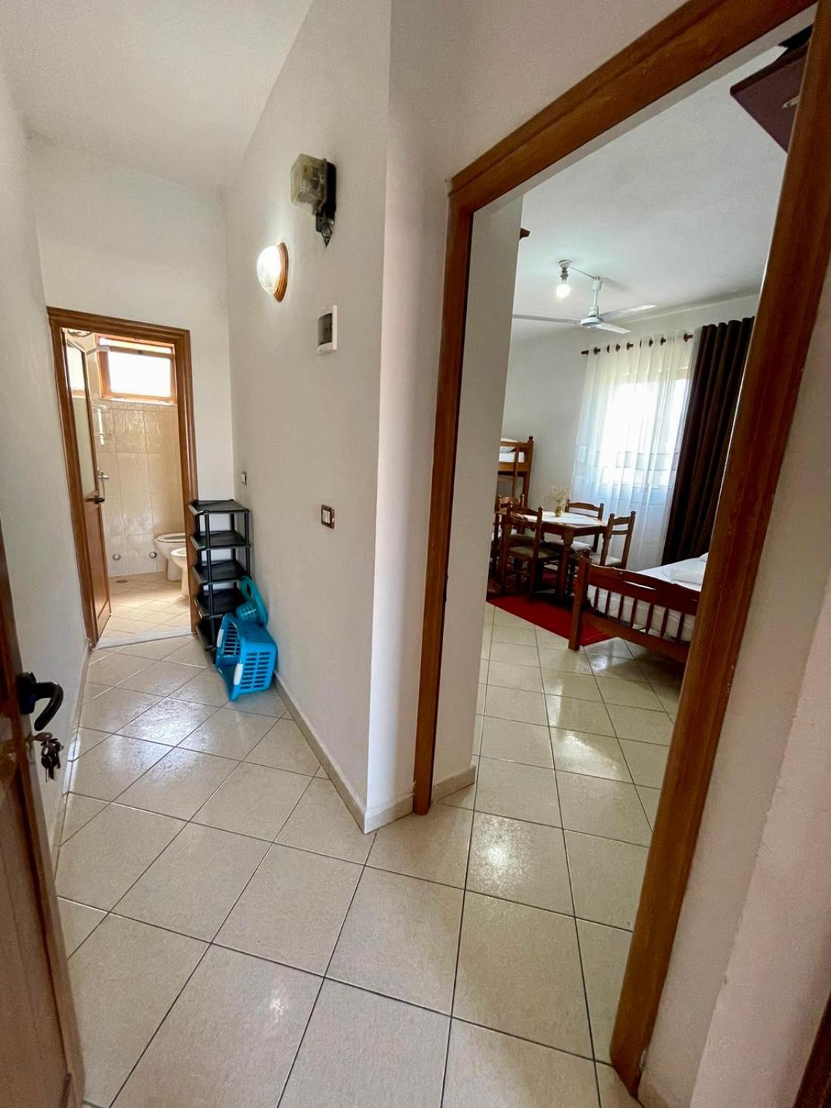 Xhou'S Home Shkoder Bagian luar foto
