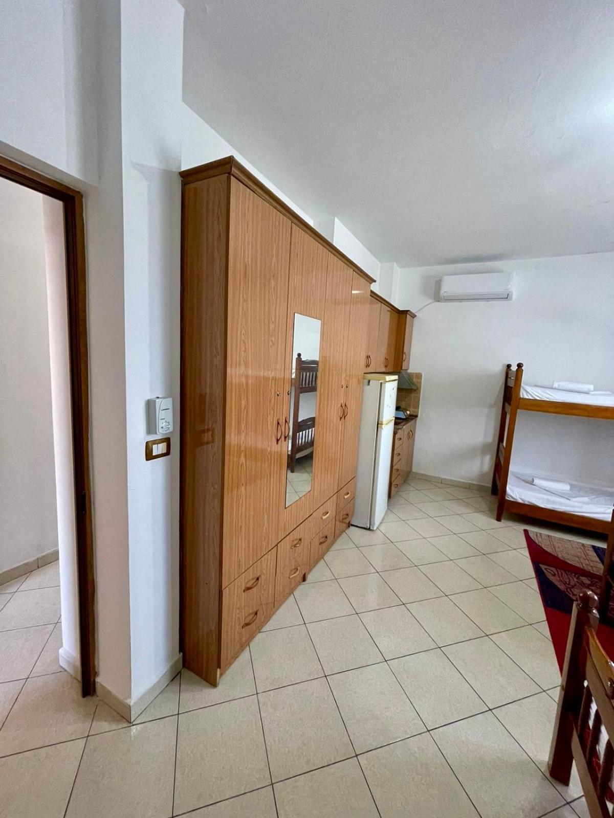 Xhou'S Home Shkoder Bagian luar foto